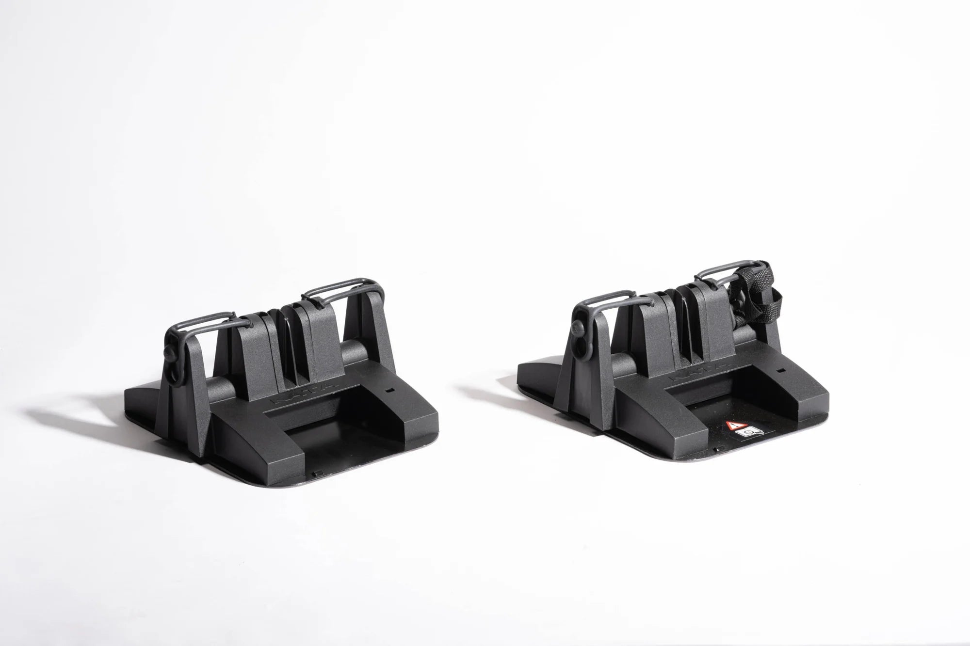 Portasci magnetico Kata - Piastre 24x30 cm - Per 2 paia di sci o 2 snowboard