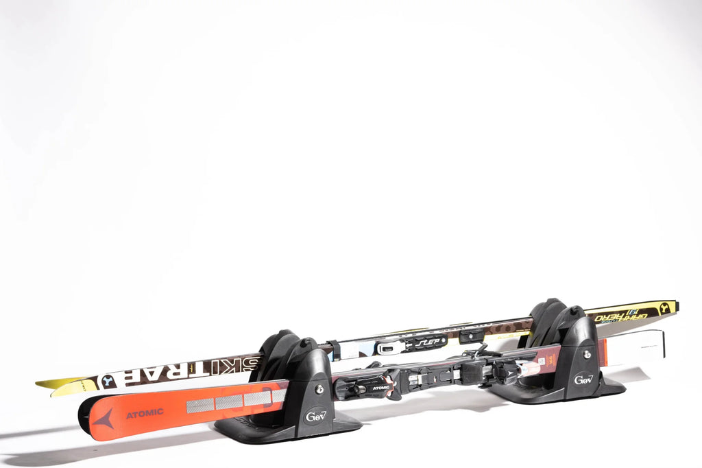 Portasci magnetico Shark - Piastre 24x30 cm - Per 2 paia di sci o 2 snowboard