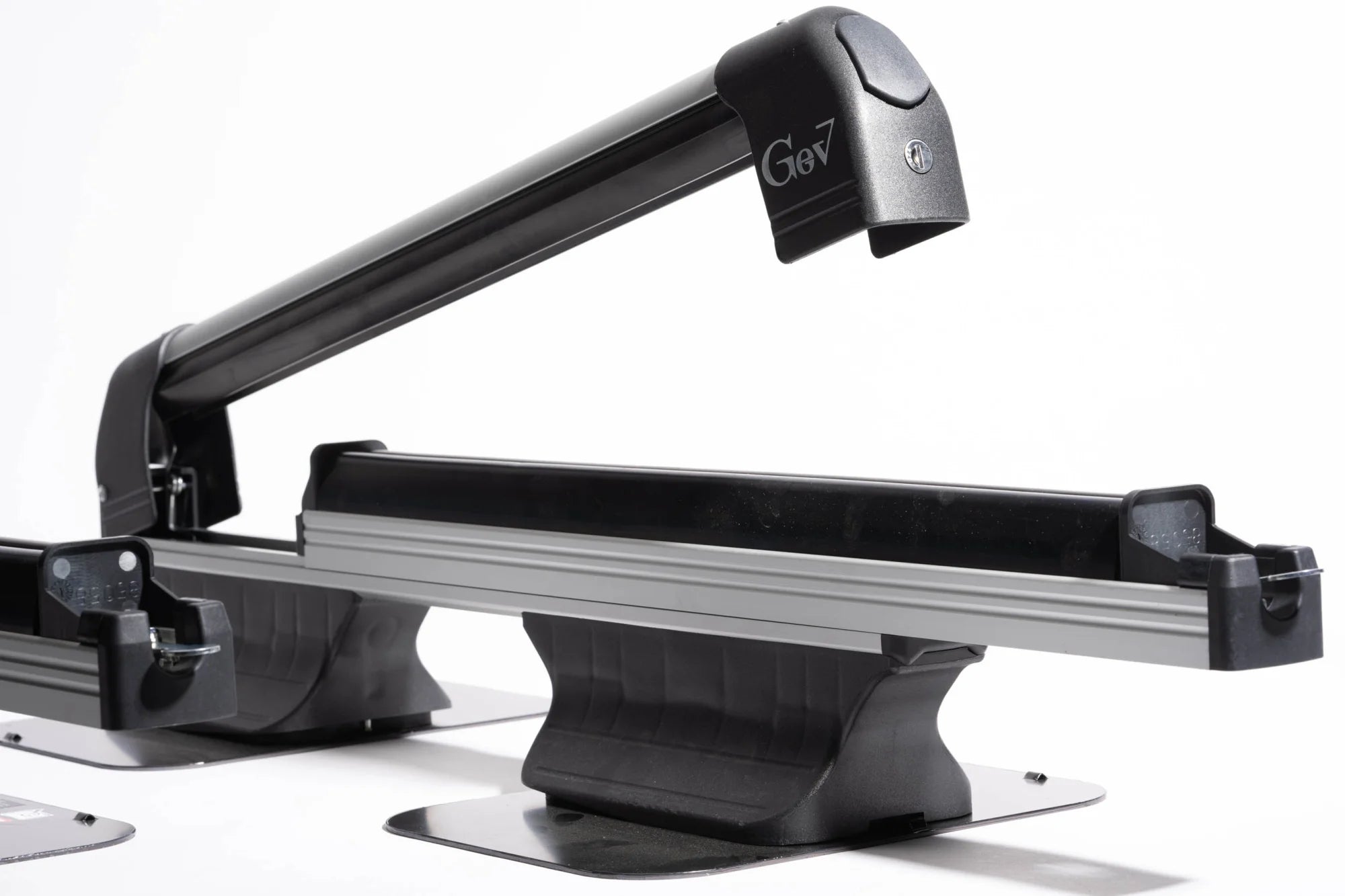 Portasci magnetico scorrevole Bora - Con Chiave - 5 paia di sci o 2 snowboard