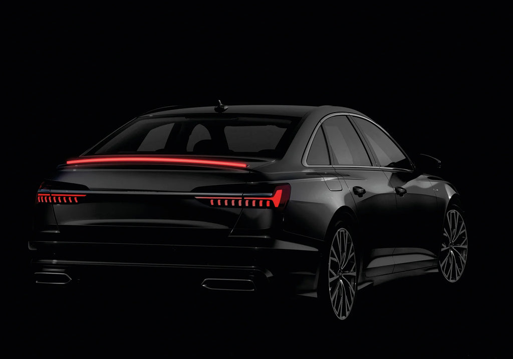 Spoiler carbon-look adesivo con integrata striscia luminosa a led rossi - 120 cm - 12V