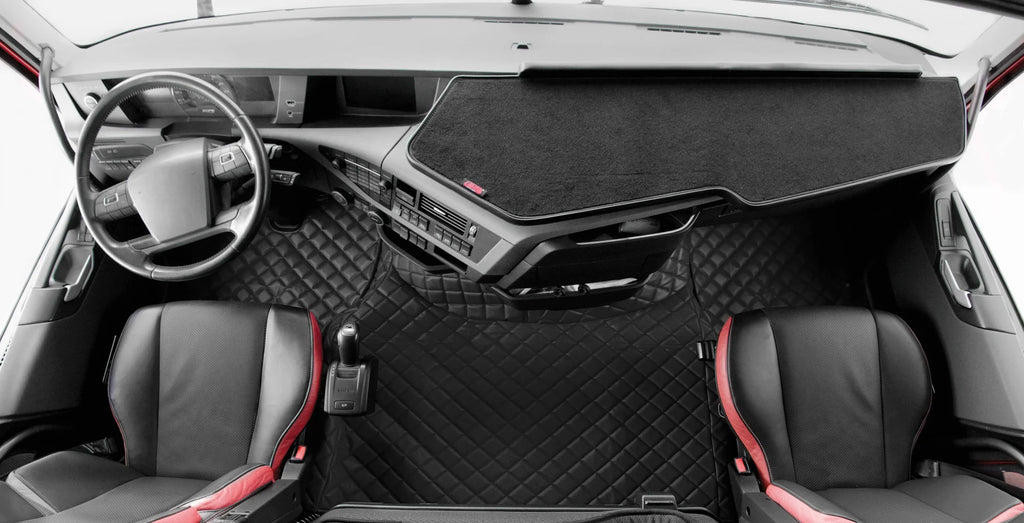 Tappeto centrale in Skeentex - Nero - compatibile per Volvo FH Serie 4 (09/12>05/21) automatico - Volvo FH Serie 5 (06/21>) automatico - Volvo FH Aero (01/24>) automatico