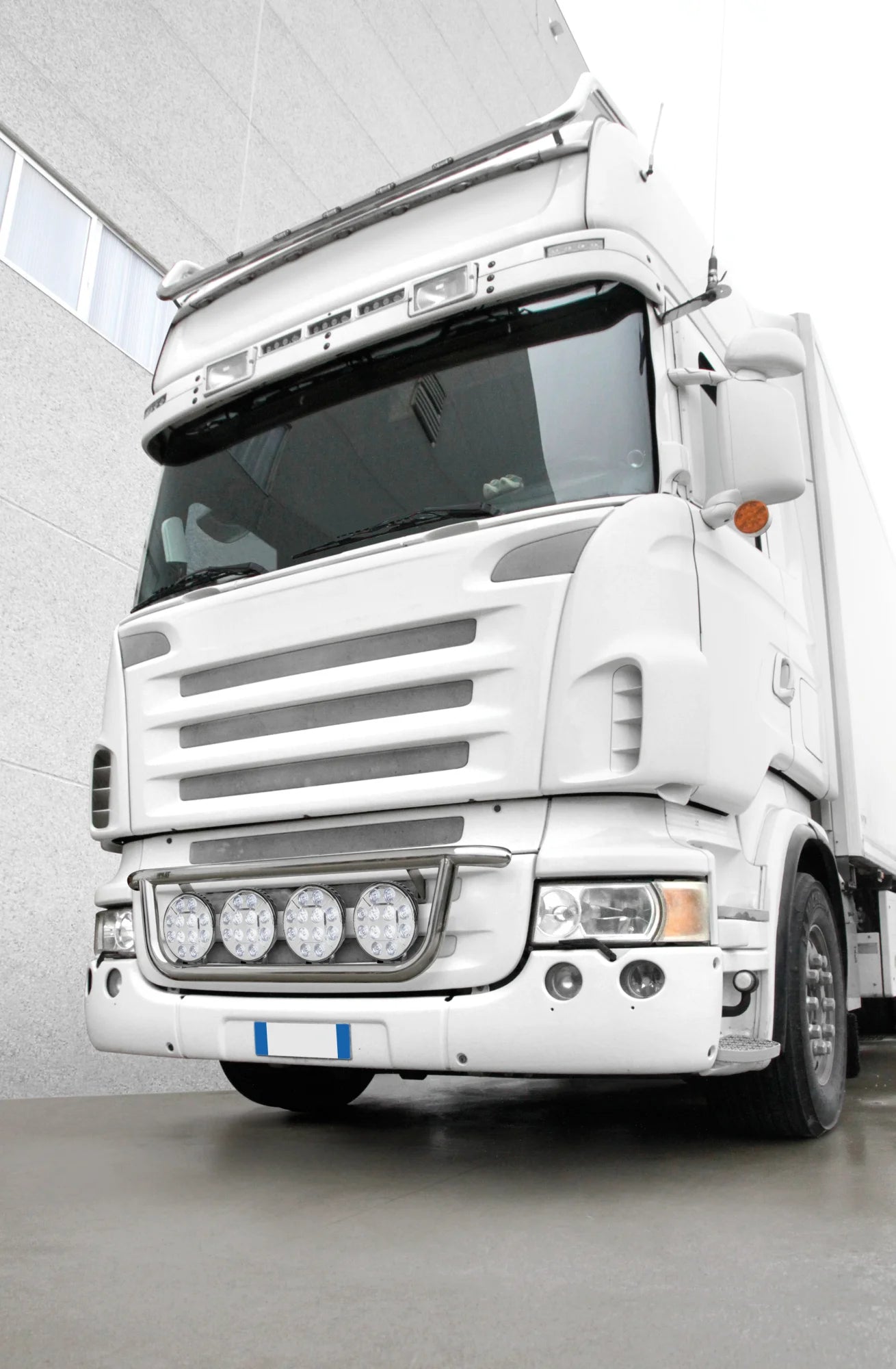 Barra portafari frontale - Type 10 - compatibile per Daf 95XF (01/97>09/03)