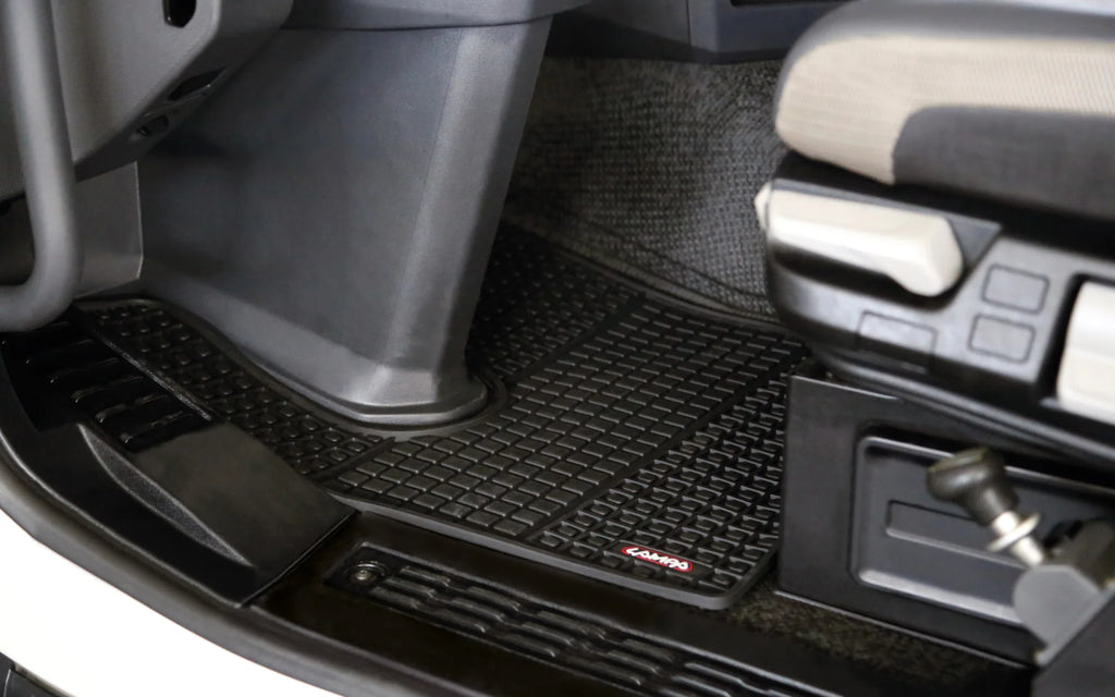 Coppia tappeti su misura in Eco Gomma - compatibile per  Renault K (06/13>12/21) -  Renault T (06/13>12/21) -  Renault C (06/13>) cabina 2,5m -  Renault K (01/22>) -  Renault T (01/22>)