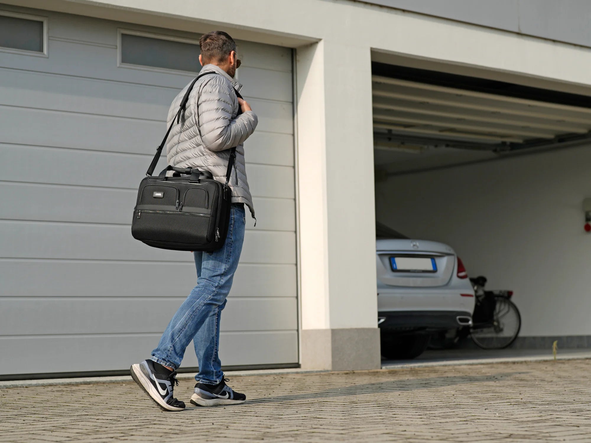 BF-01 Brief Pack, Borsa da lavoro organizer