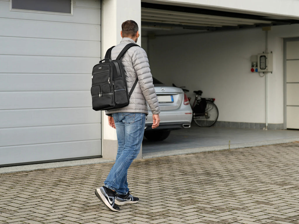 BK-01 Back Pack, Zaino multifunzione