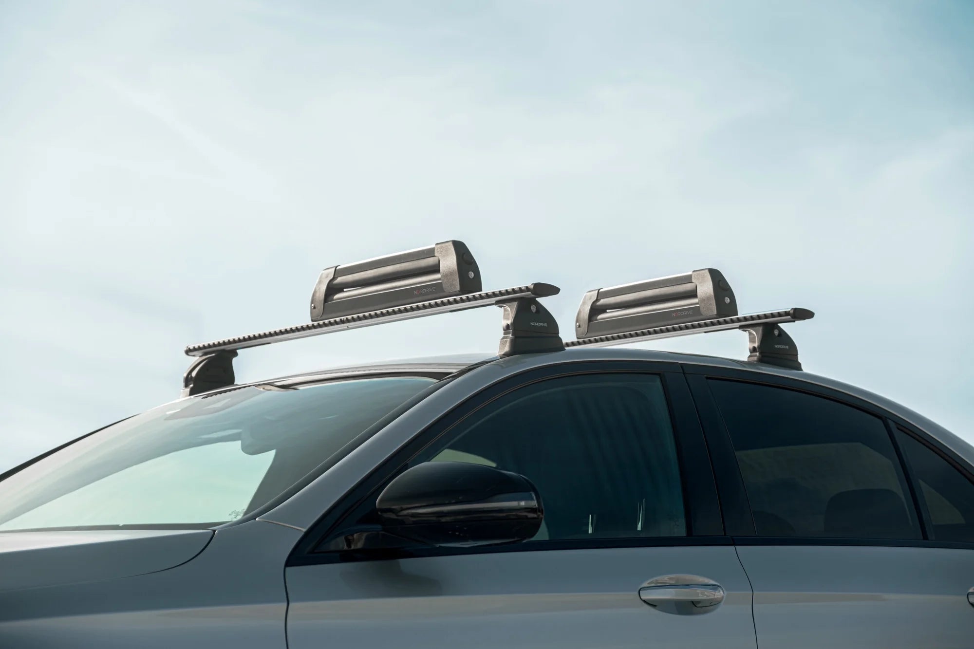 Nordic-King EVO aluminium NK-40, portasci per barre da tetto - Nero