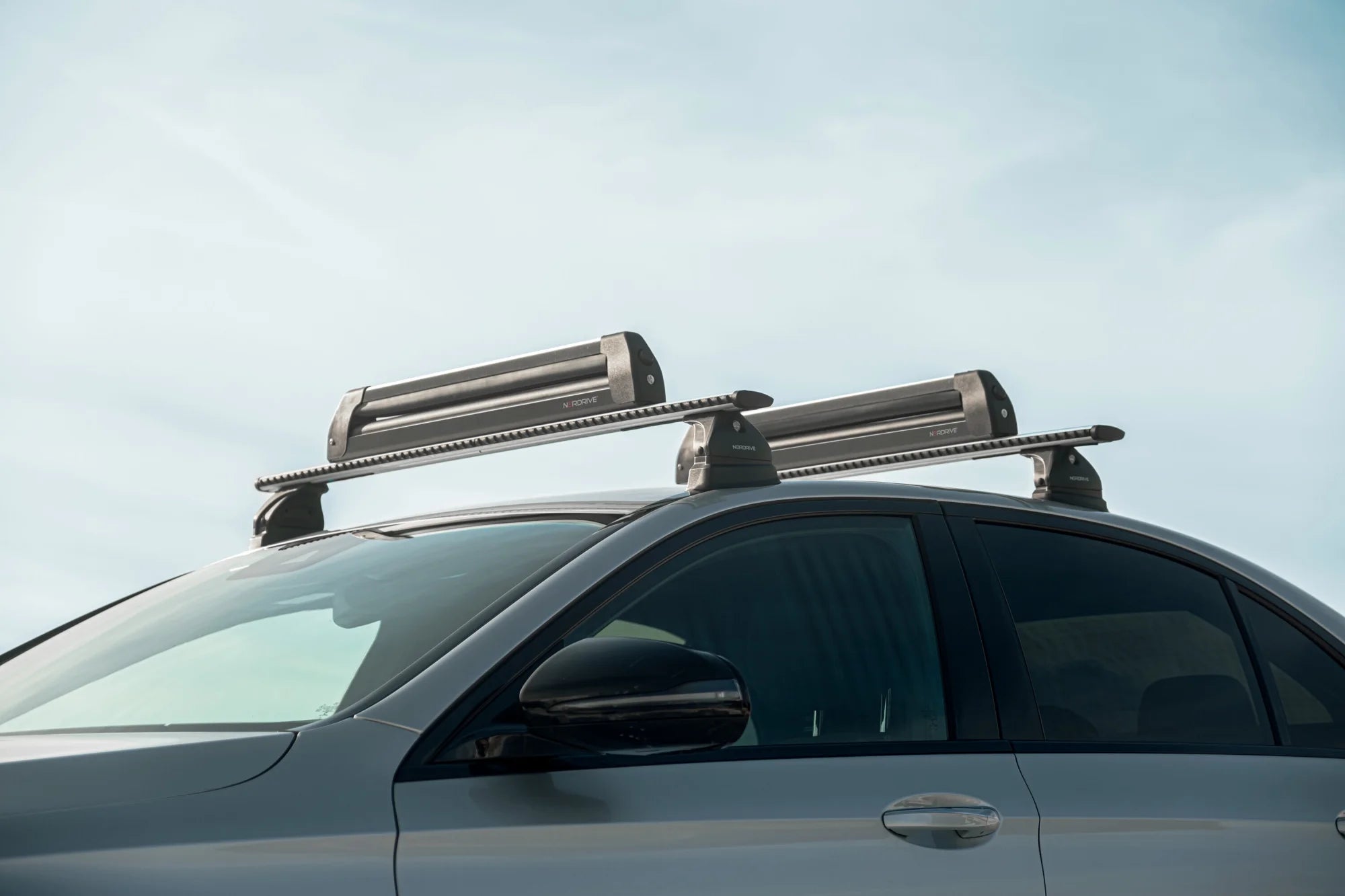 Nordic-King EVO aluminium NK-60, portasci per barre da tetto - Nero