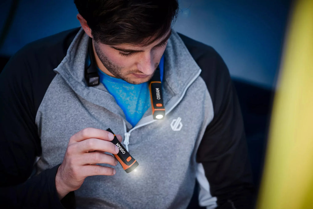 LEDinspect WEARABLE NECKLIGHT, lampada da collo ricaricabile