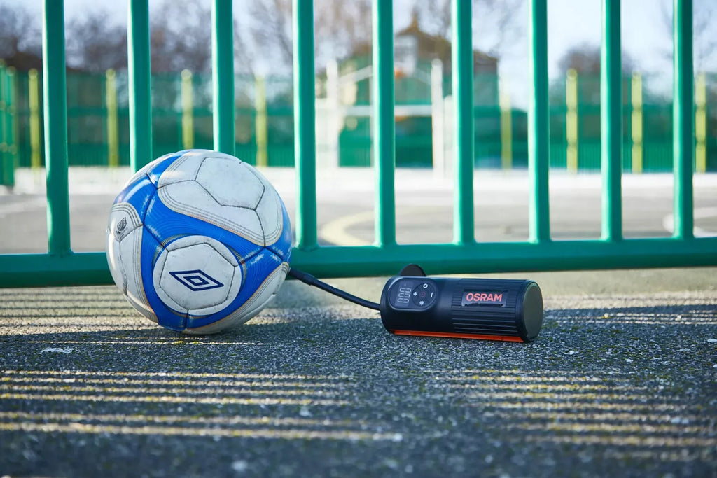 TYREinflate 2000, compressore digitale ricaricabile per pneumatici