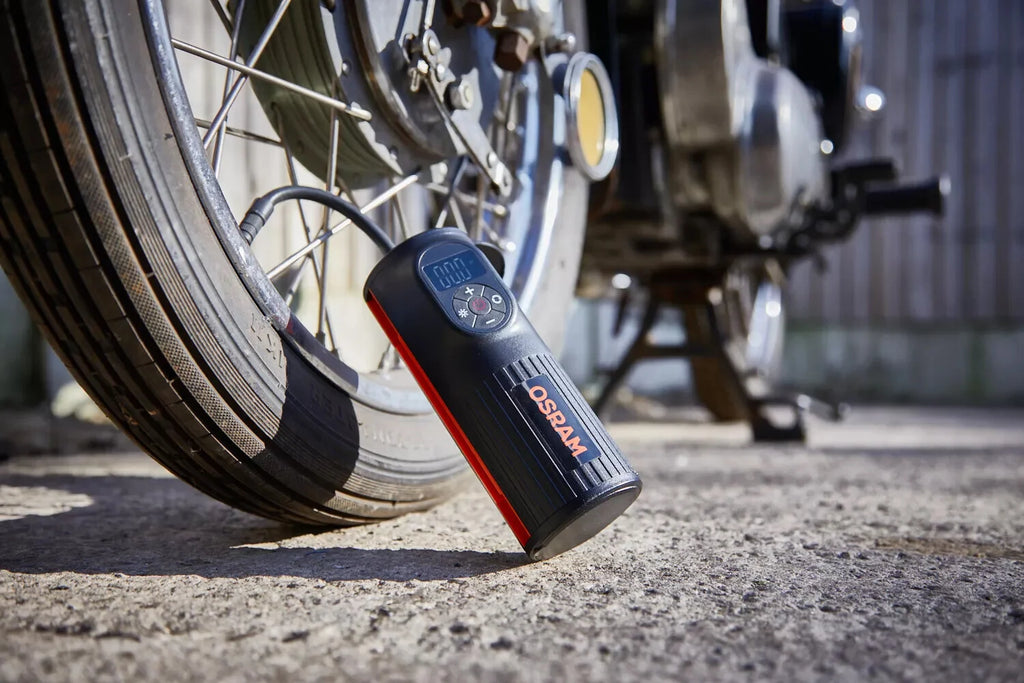 TYREinflate 2000, compressore digitale ricaricabile per pneumatici