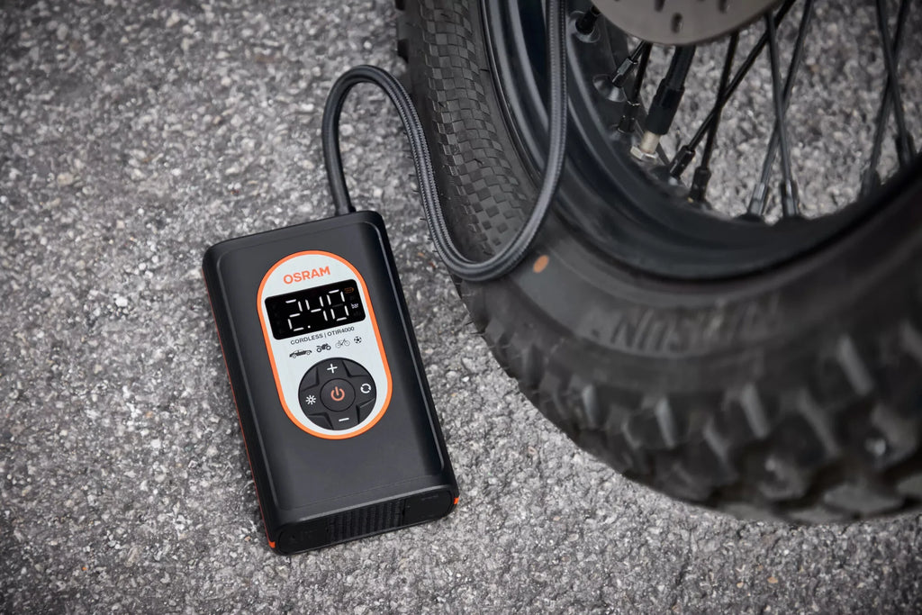 TYREinflate 4000, compressore digitale ricaricabile per pneumatici