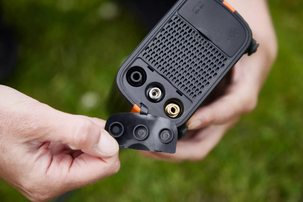 TYREinflate 4000, compressore digitale ricaricabile per pneumatici