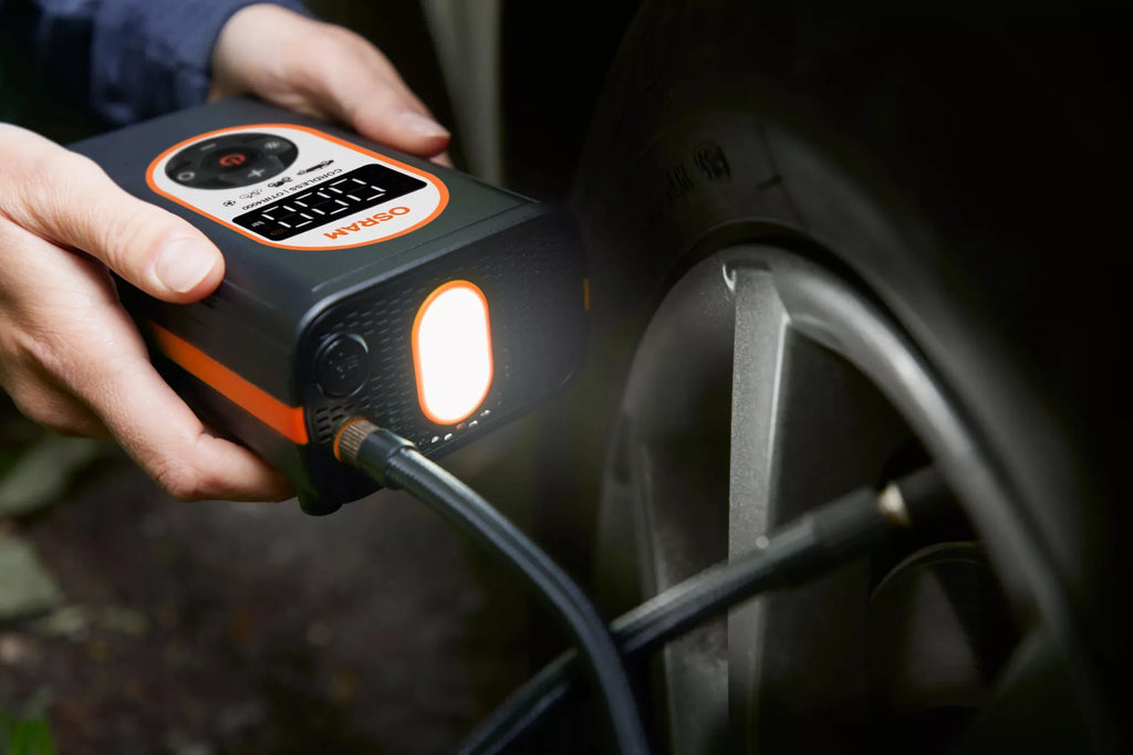 TYREinflate 4000, compressore digitale ricaricabile per pneumatici