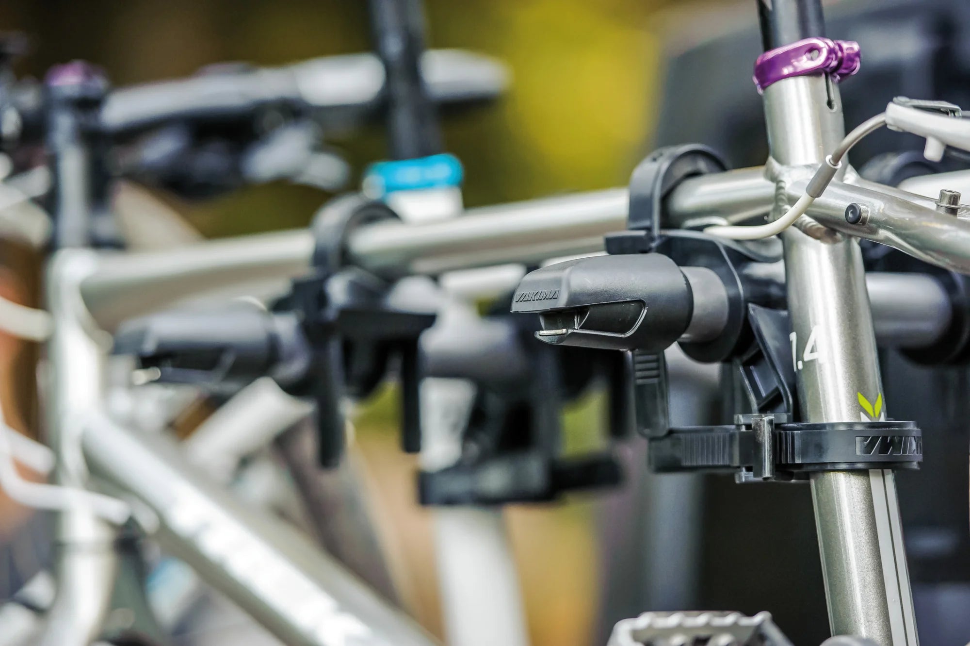 Spareride, portabici posteriore (2x), fissaggio alla ruota di scorta