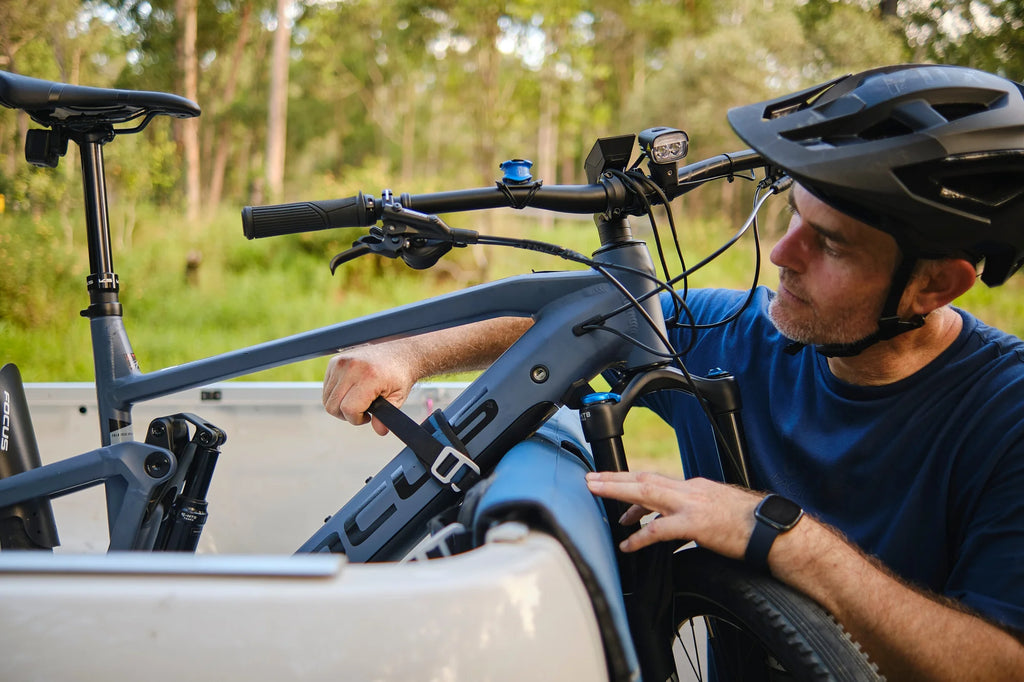 Gatekeeper Evo, portabici per sponda posteriore pick-up - Blu